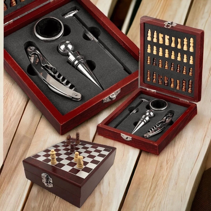 Kit Abridor De Vinho 4 Peças E Jogo Xadrez De Madeira